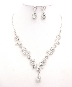 Rhinestone Necklace with Earrings NB300618 BNJT